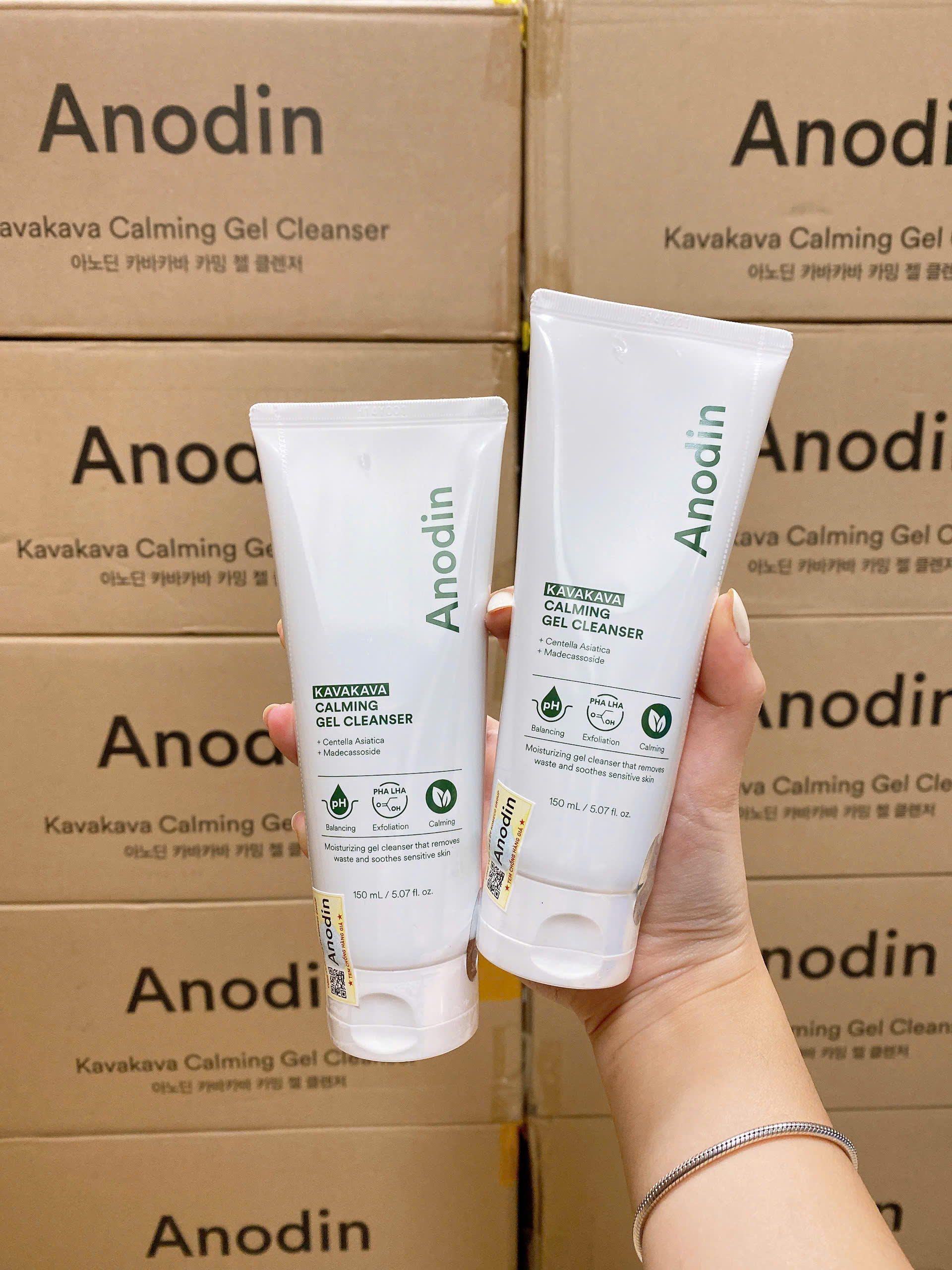 Gel rửa mặt cho da dầu mụn, nhạy cảm pH 5.5 Anodin KavaKava Calming 150ml - Image 6